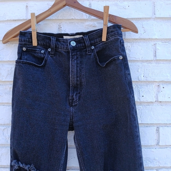 Abercrombie & Fitch The Ankle Straight Ultra Highrise - Picture 3 of 7